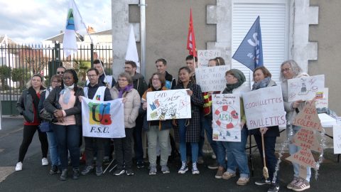 AESH et AED en grève à Châteauroux