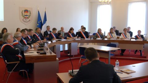 Gil Avérous officiellement installé pour un troisième mandat à Châteauroux