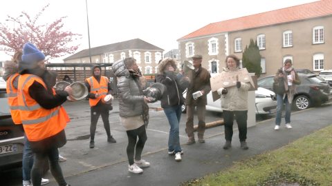 Cinq postes en moins dans l'éducation