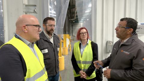 Une visite d'entreprise pour la venue de Bruno Bonnell